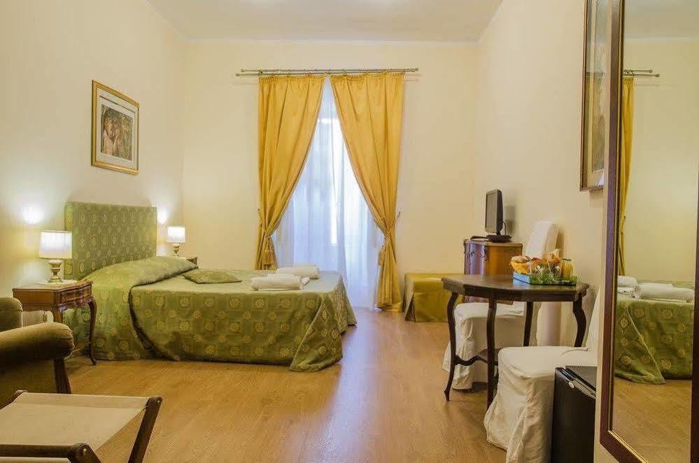 Bed and Breakfast Gioielli Di Cornelia à Rome Extérieur photo